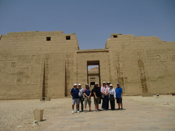group in front of Habu Temple